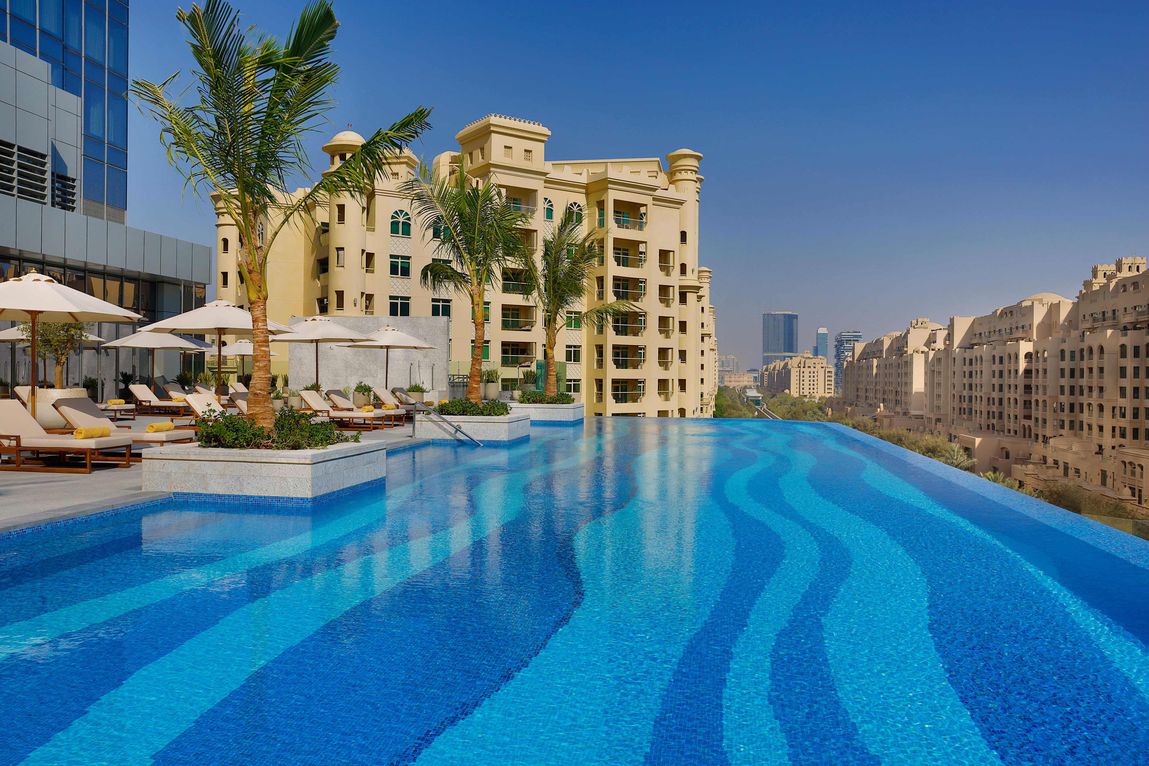 Voco dubai jumeirah. Пальм Дубай St Regis. Сент Реджис Дубай. Риксос пальм Дубай. Five Palm Jumeirah Dubai 5.